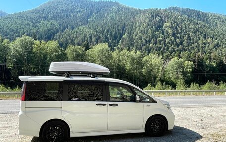 Honda Stepwgn IV, 2015 год, 1 680 000 рублей, 4 фотография