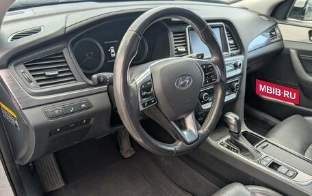 Hyundai Sonata VII, 2017 год, 1 900 000 рублей, 10 фотография