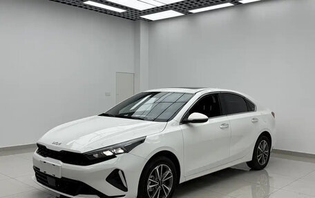 KIA K3, 2023 год, 1 350 000 рублей, 2 фотография