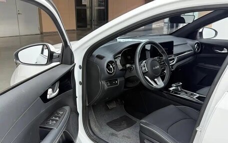 KIA K3, 2023 год, 1 350 000 рублей, 9 фотография