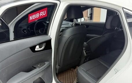 KIA K3, 2023 год, 1 350 000 рублей, 12 фотография