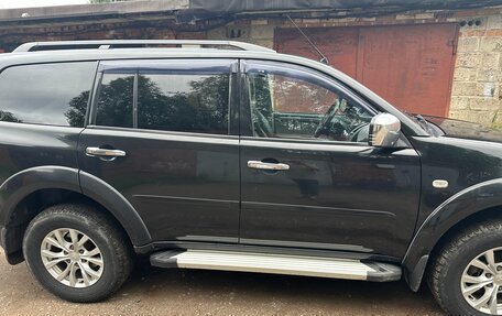 Mitsubishi Pajero Sport II рестайлинг, 2015 год, 2 100 000 рублей, 11 фотография