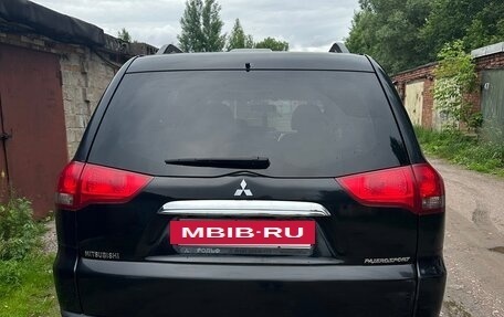 Mitsubishi Pajero Sport II рестайлинг, 2015 год, 2 100 000 рублей, 15 фотография