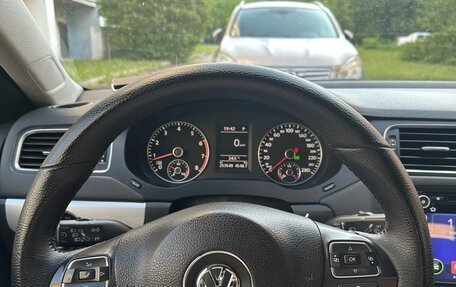 Volkswagen Jetta VI, 2013 год, 950 000 рублей, 9 фотография
