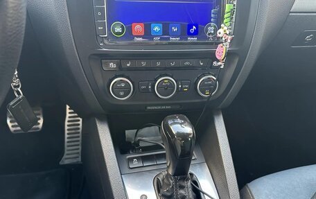 Volkswagen Jetta VI, 2013 год, 950 000 рублей, 12 фотография