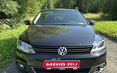 Volkswagen Jetta VI, 2013 год, 950 000 рублей, 17 фотография