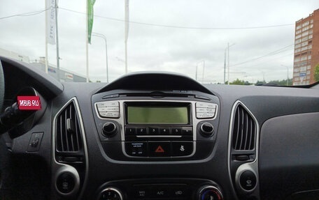 Hyundai ix35 I рестайлинг, 2011 год, 830 000 рублей, 18 фотография
