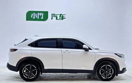 Honda Vezel, 2025 год, 1 600 000 рублей, 4 фотография