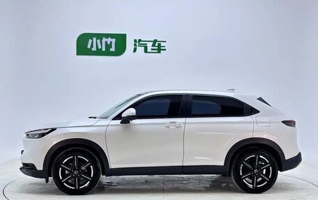 Honda Vezel, 2025 год, 1 600 000 рублей, 5 фотография