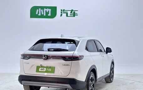 Honda Vezel, 2025 год, 1 600 000 рублей, 6 фотография