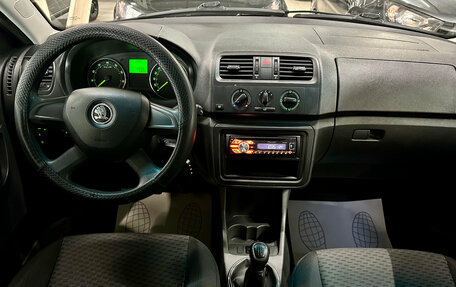 Skoda Fabia II, 2013 год, 610 000 рублей, 10 фотография
