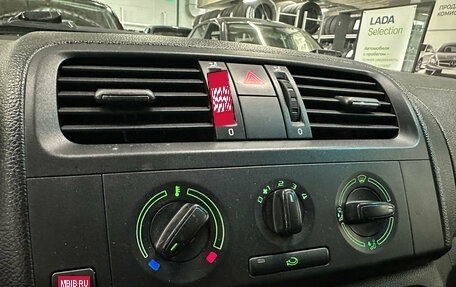 Skoda Fabia II, 2013 год, 610 000 рублей, 12 фотография