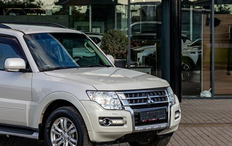 Mitsubishi Pajero IV, 2018 год, 1 895 000 рублей, 9 фотография