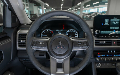 Mitsubishi L200, 2025 год, 5 300 000 рублей, 10 фотография