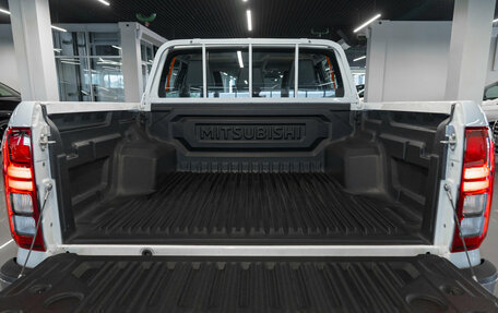 Mitsubishi L200, 2025 год, 5 300 000 рублей, 25 фотография