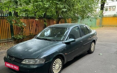 Opel Vectra B рестайлинг, 1998 год, 85 000 рублей, 4 фотография