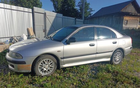 Mitsubishi Carisma I, 2003 год, 280 000 рублей, 3 фотография