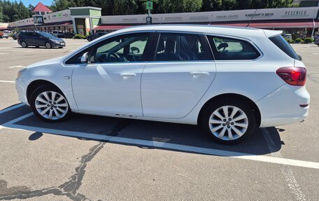 Opel Astra J, 2012 год, 730 000 рублей, 3 фотография