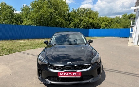 KIA Stinger I, 2018 год, 2 700 000 рублей, 2 фотография