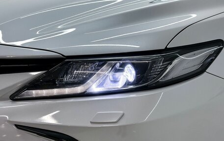 Toyota Camry, 2021 год, 2 799 000 рублей, 8 фотография