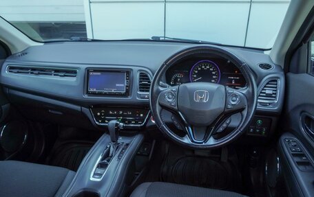 Honda Vezel, 2019 год, 1 860 000 рублей, 10 фотография