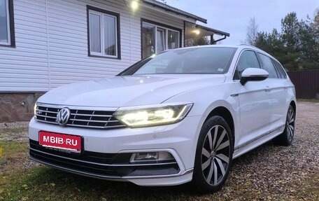 Volkswagen Passat B8 рестайлинг, 2018 год, 2 450 000 рублей, 1 фотография