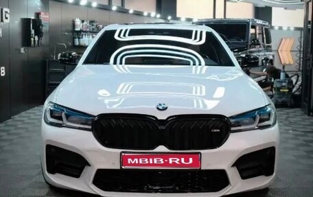 BMW 5 серия, 2019 год, 2 500 000 рублей, 1 фотография
