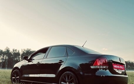Volkswagen Polo VI (EU Market), 2012 год, 500 000 рублей, 1 фотография