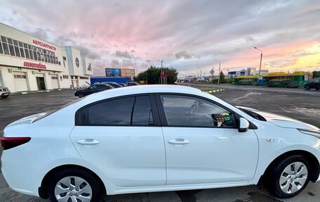 KIA Rio IV, 2019 год, 1 450 000 рублей, 2 фотография