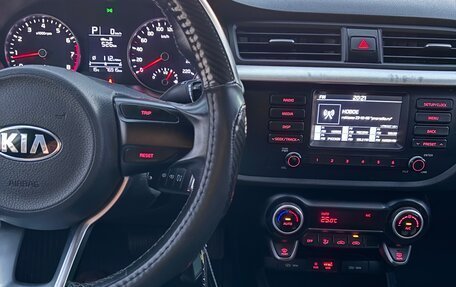 KIA Rio IV, 2019 год, 1 450 000 рублей, 10 фотография