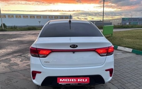 KIA Rio IV, 2019 год, 1 450 000 рублей, 3 фотография
