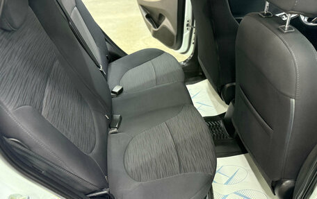 Hyundai Solaris II рестайлинг, 2016 год, 1 250 000 рублей, 22 фотография