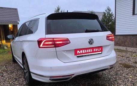 Volkswagen Passat B8 рестайлинг, 2018 год, 2 450 000 рублей, 3 фотография