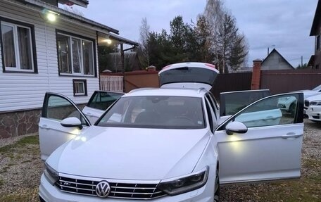 Volkswagen Passat B8 рестайлинг, 2018 год, 2 450 000 рублей, 14 фотография