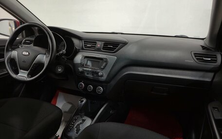 KIA Rio III рестайлинг, 2015 год, 1 045 000 рублей, 12 фотография