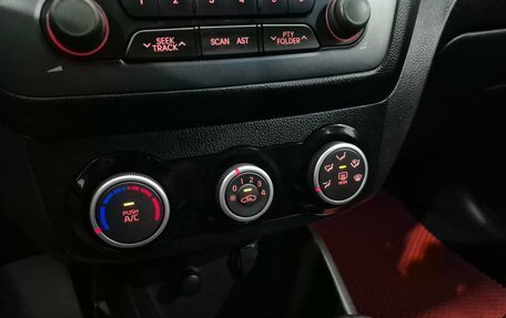 KIA Rio III рестайлинг, 2015 год, 1 045 000 рублей, 18 фотография