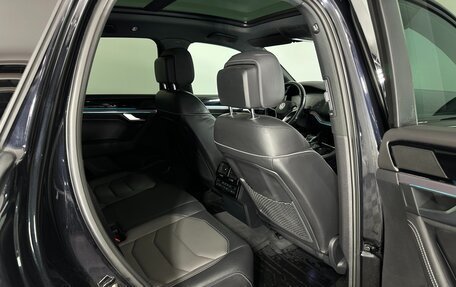 Volkswagen Touareg III, 2022 год, 6 900 000 рублей, 17 фотография