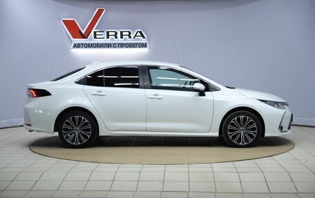 Toyota Corolla, 2019 год, 2 250 000 рублей, 4 фотография
