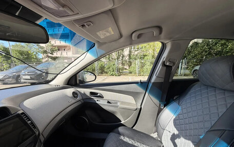Chevrolet Cruze II, 2010 год, 550 000 рублей, 5 фотография