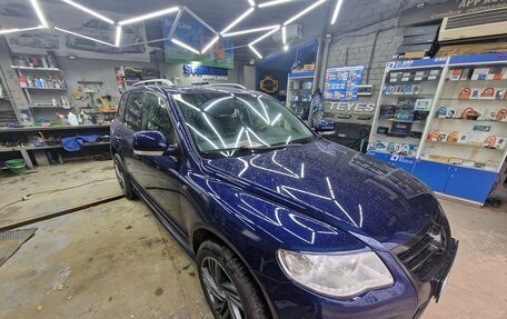 Volkswagen Touareg III, 2005 год, 900 000 рублей, 7 фотография