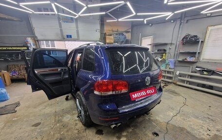 Volkswagen Touareg III, 2005 год, 900 000 рублей, 9 фотография