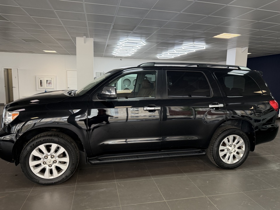 Toyota Sequoia II, 2011 год, 4 250 000 рублей, 7 фотография