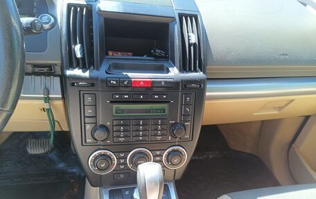 Land Rover Freelander II рестайлинг 2, 2008 год, 900 000 рублей, 14 фотография