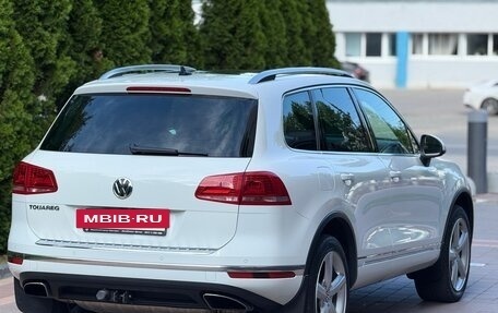Volkswagen Touareg III, 2015 год, 2 585 000 рублей, 5 фотография