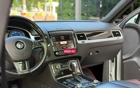 Volkswagen Touareg III, 2015 год, 2 585 000 рублей, 15 фотография