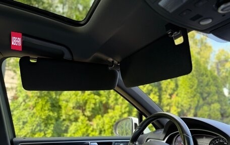 Volkswagen Touareg III, 2015 год, 2 585 000 рублей, 31 фотография