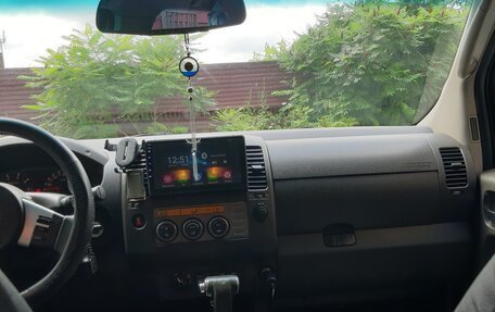 Nissan Navara (Frontier), 2008 год, 1 700 000 рублей, 15 фотография