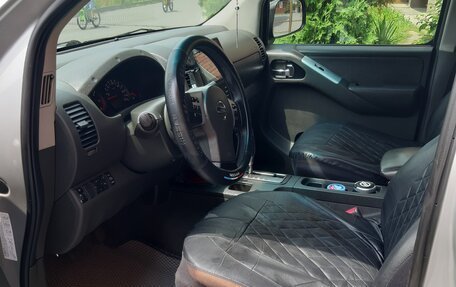 Nissan Navara (Frontier), 2008 год, 1 700 000 рублей, 40 фотография