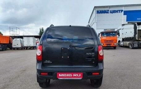 Chevrolet Niva I рестайлинг, 2018 год, 599 000 рублей, 5 фотография