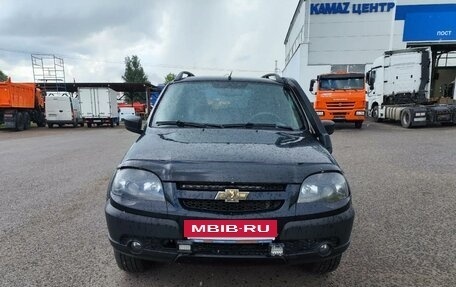Chevrolet Niva I рестайлинг, 2018 год, 599 000 рублей, 2 фотография